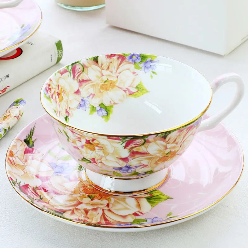 Tasse à thé anglaise rose