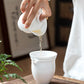 Tasse à thé blanche asiatique